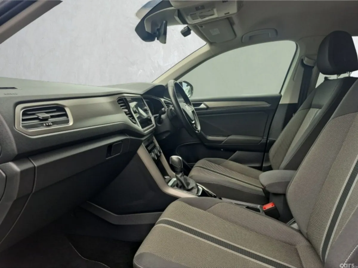 Volkswagen T-Roc SUV, Diesel, 2021, White
