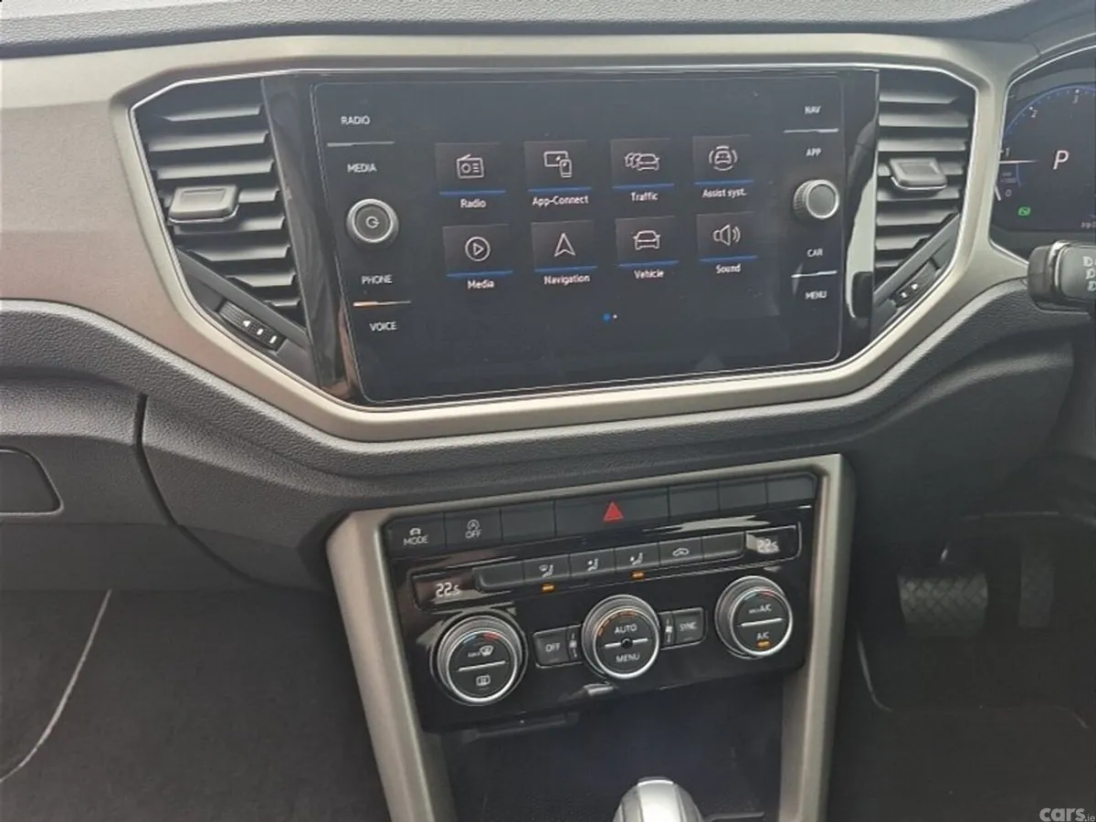 Volkswagen T-Roc SUV, Diesel, 2021, White