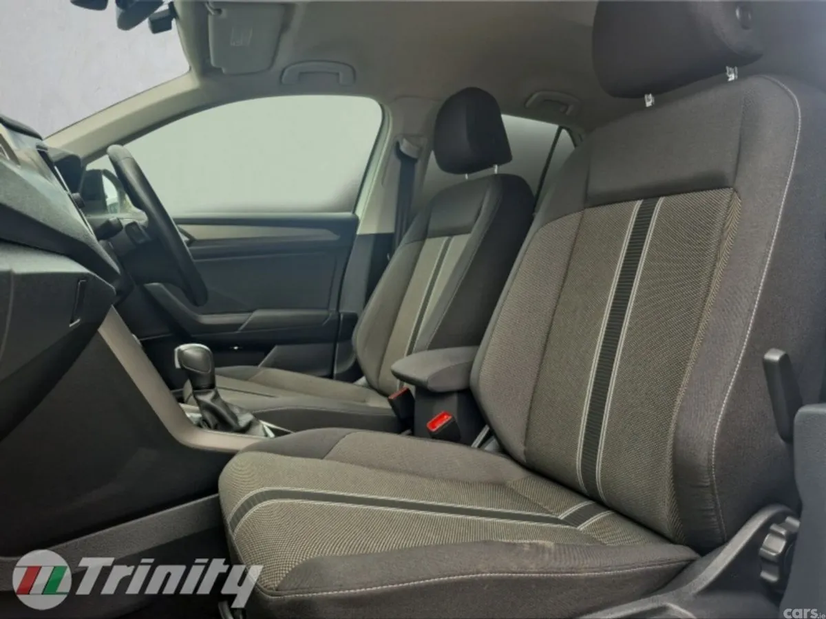Volkswagen T-Roc SUV, Diesel, 2021, White