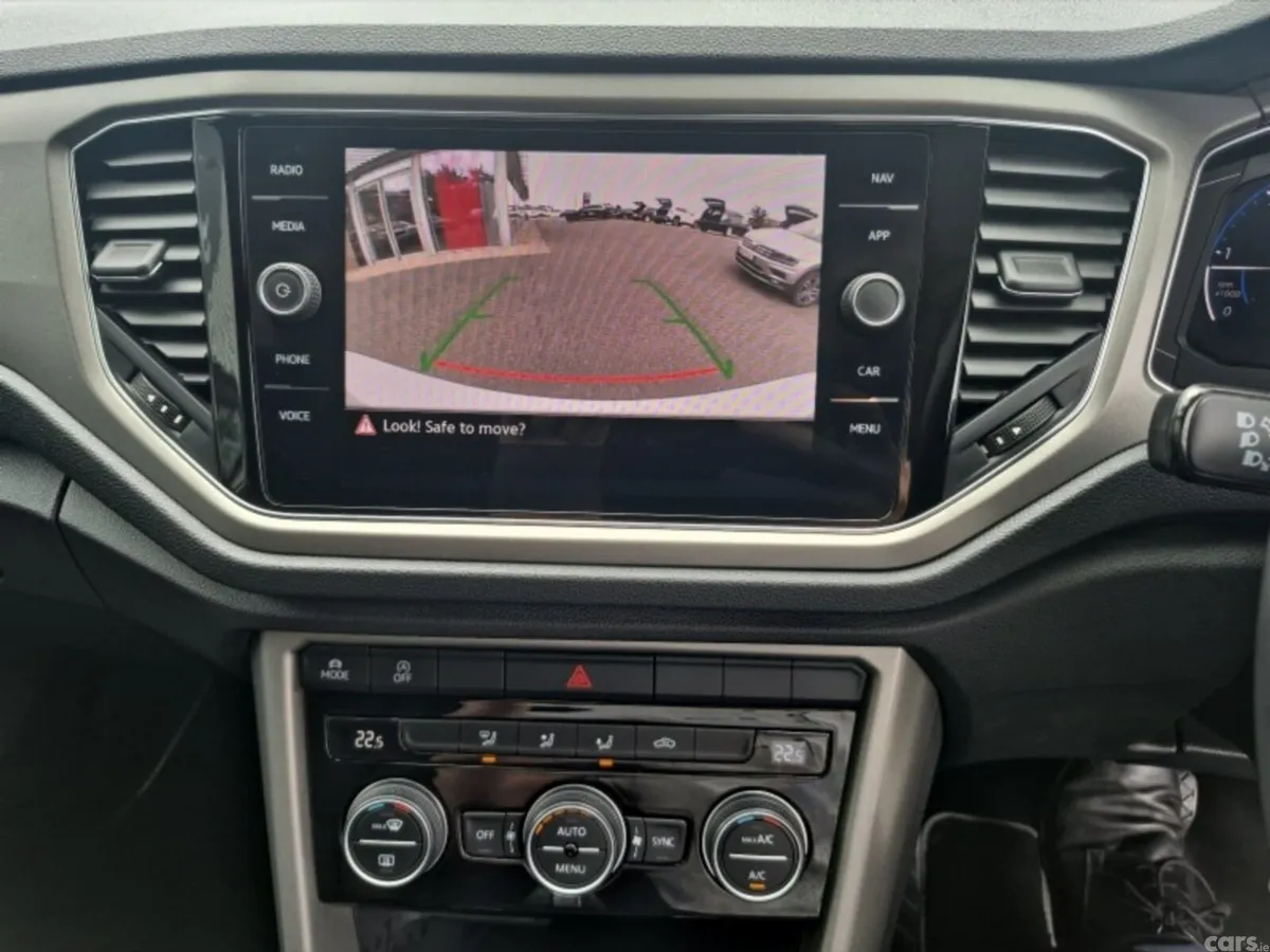 Volkswagen T-Roc SUV, Diesel, 2021, White