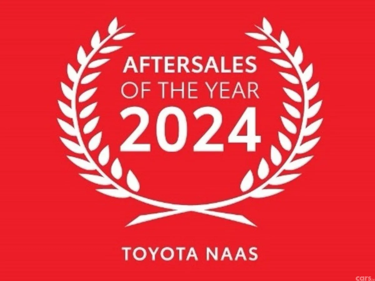 Toyota Camry Saloon, Petrol Hybrid, 2023, Silver