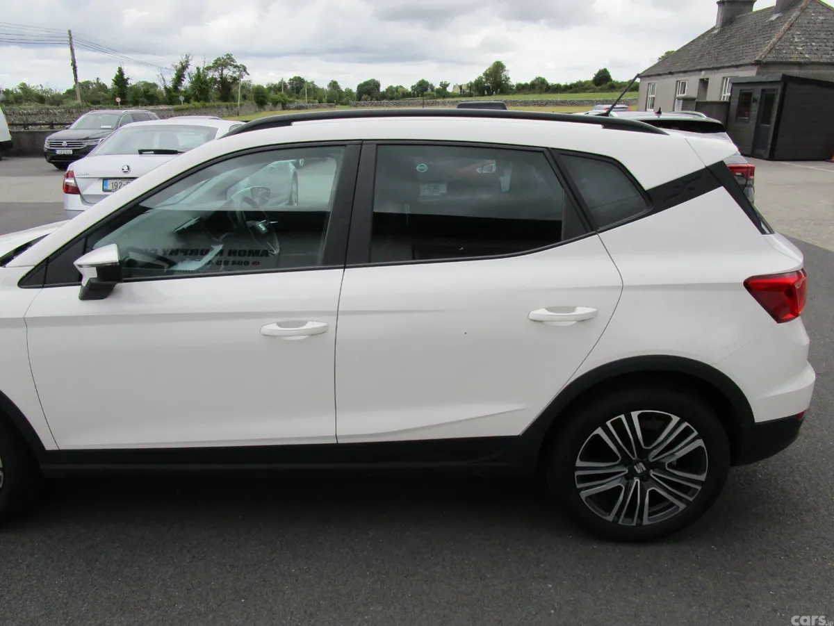 SEAT Arona SUV, Petrol, 2023, White