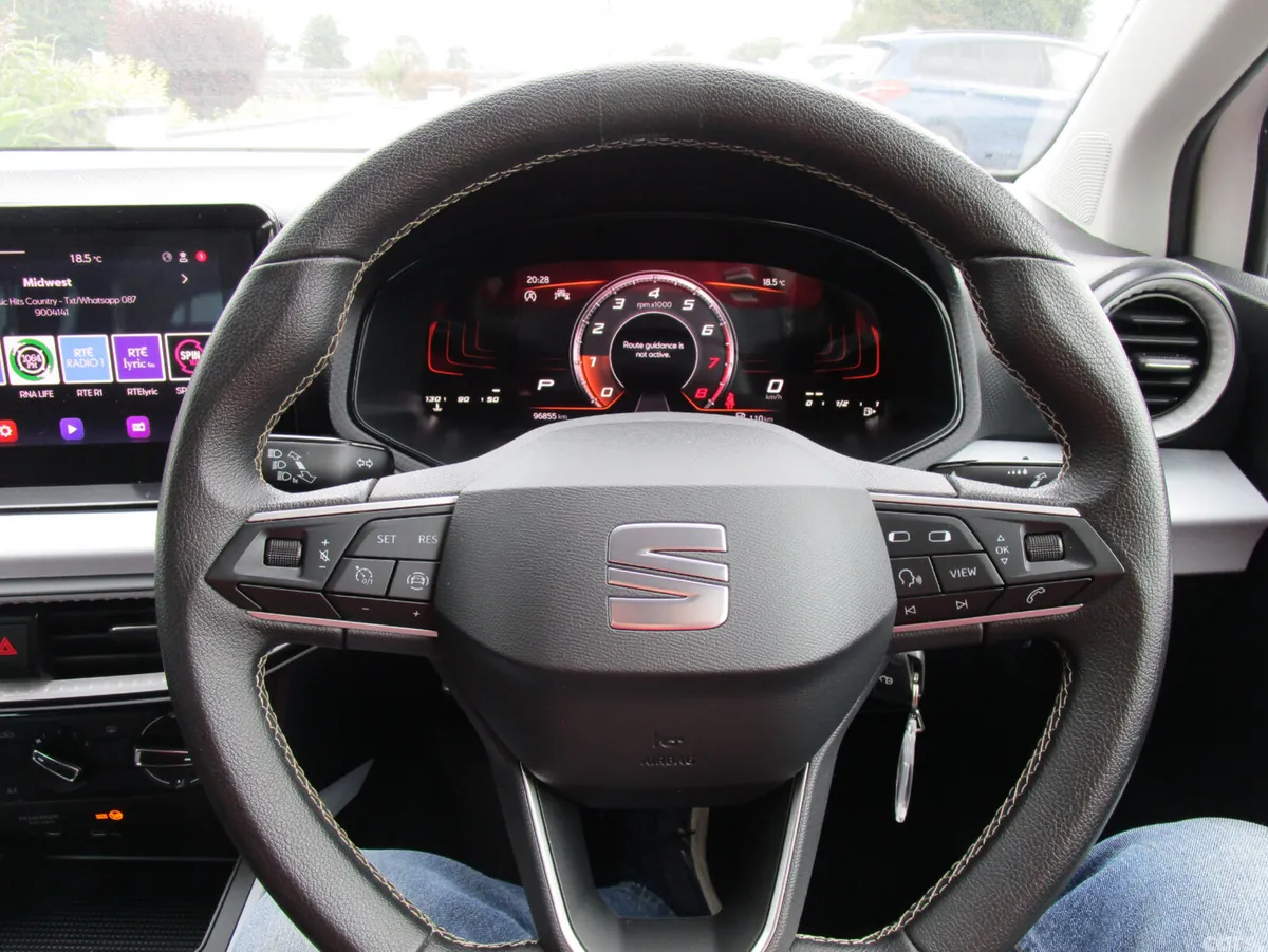 SEAT Arona SUV, Petrol, 2023, White