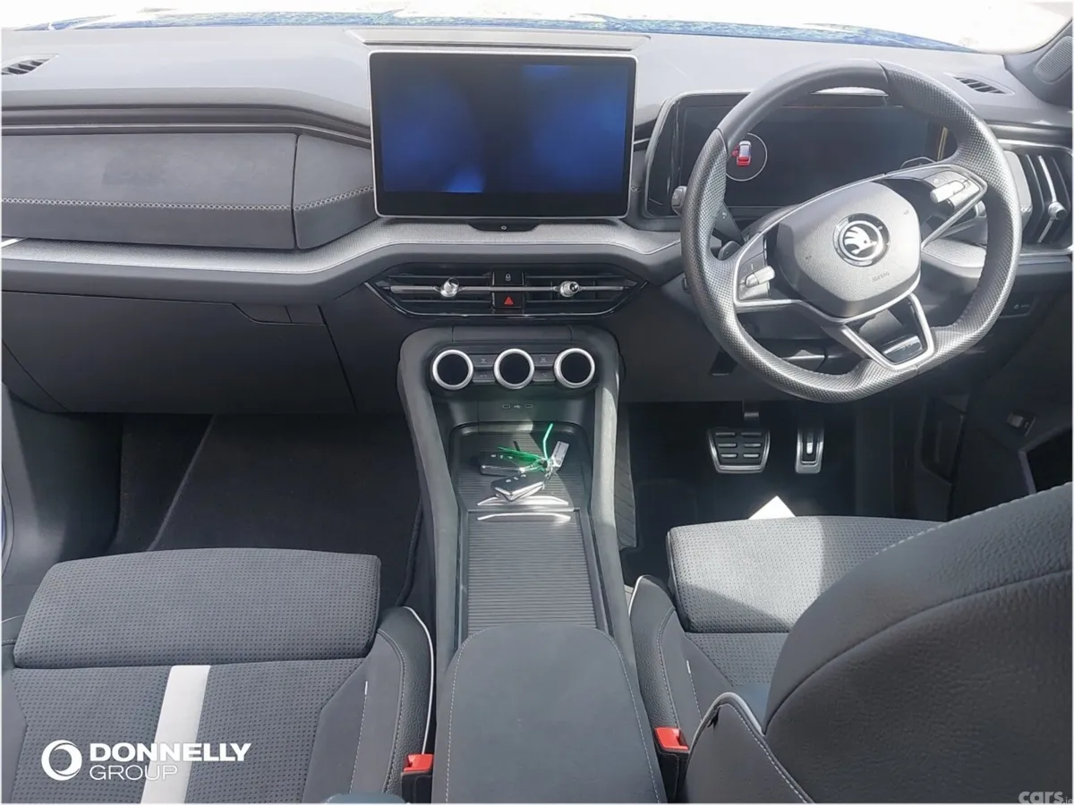 Skoda Kodiaq Estate, Petrol, 2025, Blue