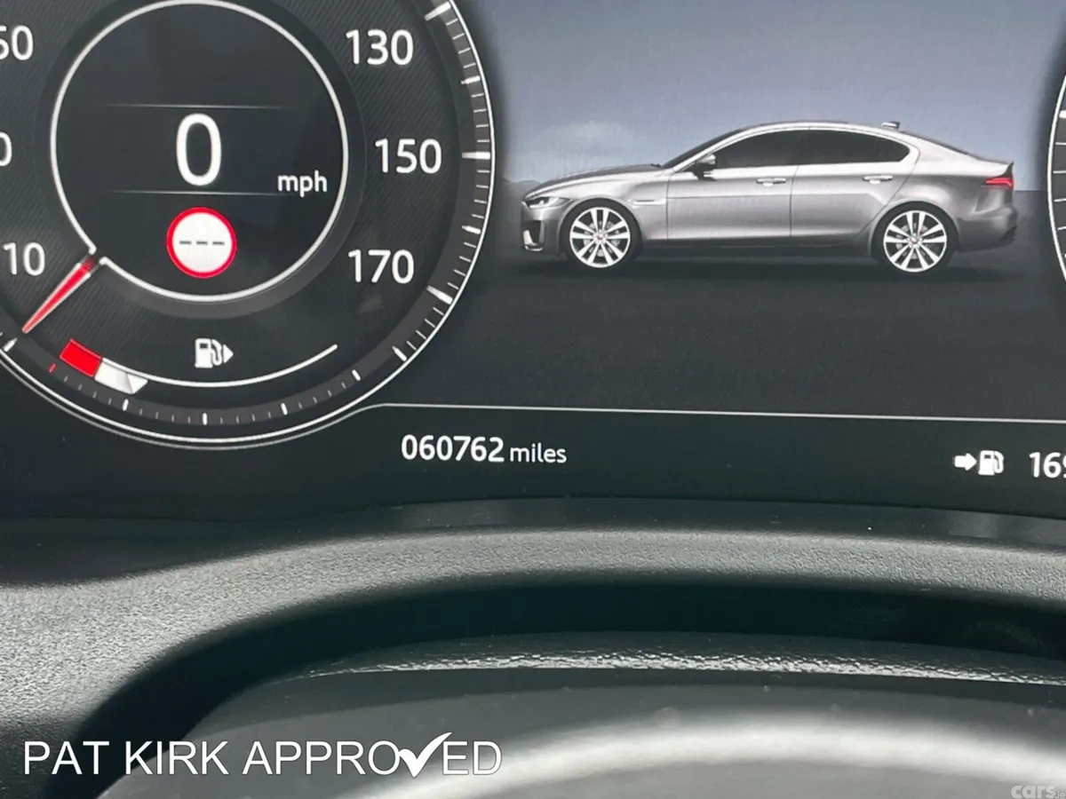 Jaguar XE Saloon, Diesel, 2020, Blue