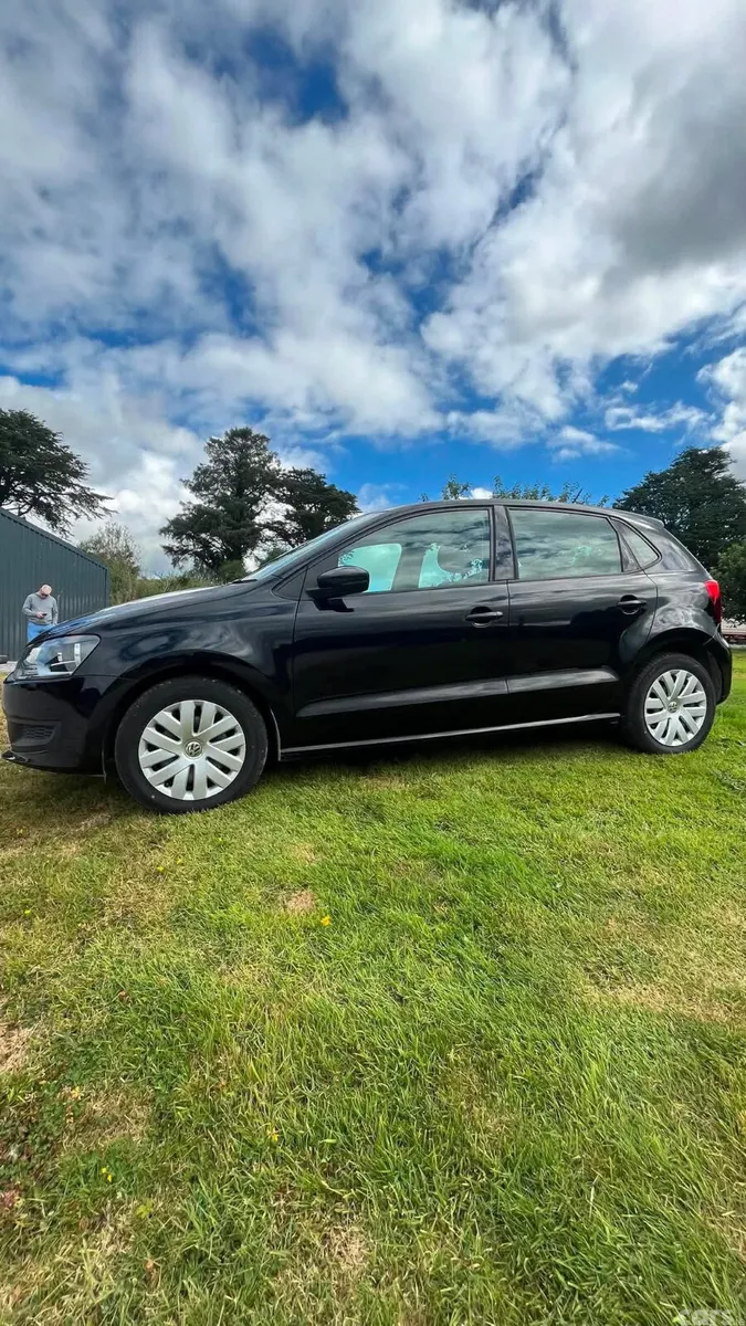 Volkswagen Polo Hatchback, Petrol, 2014, Black