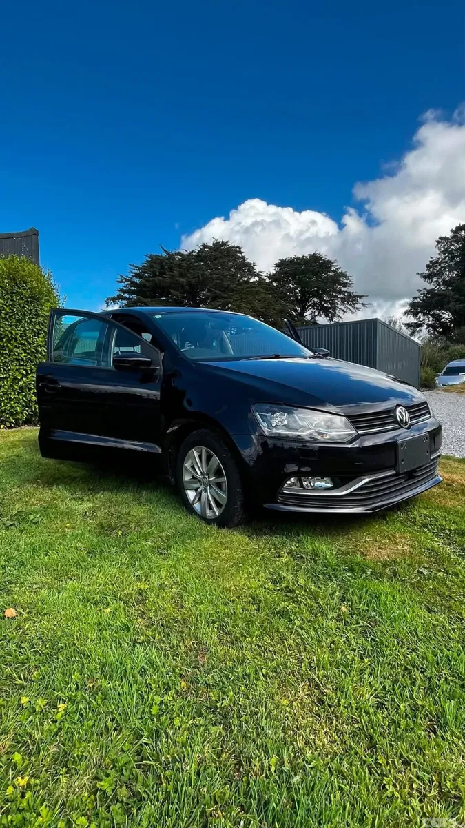 Volkswagen Polo Hatchback, Petrol, 2017, Black