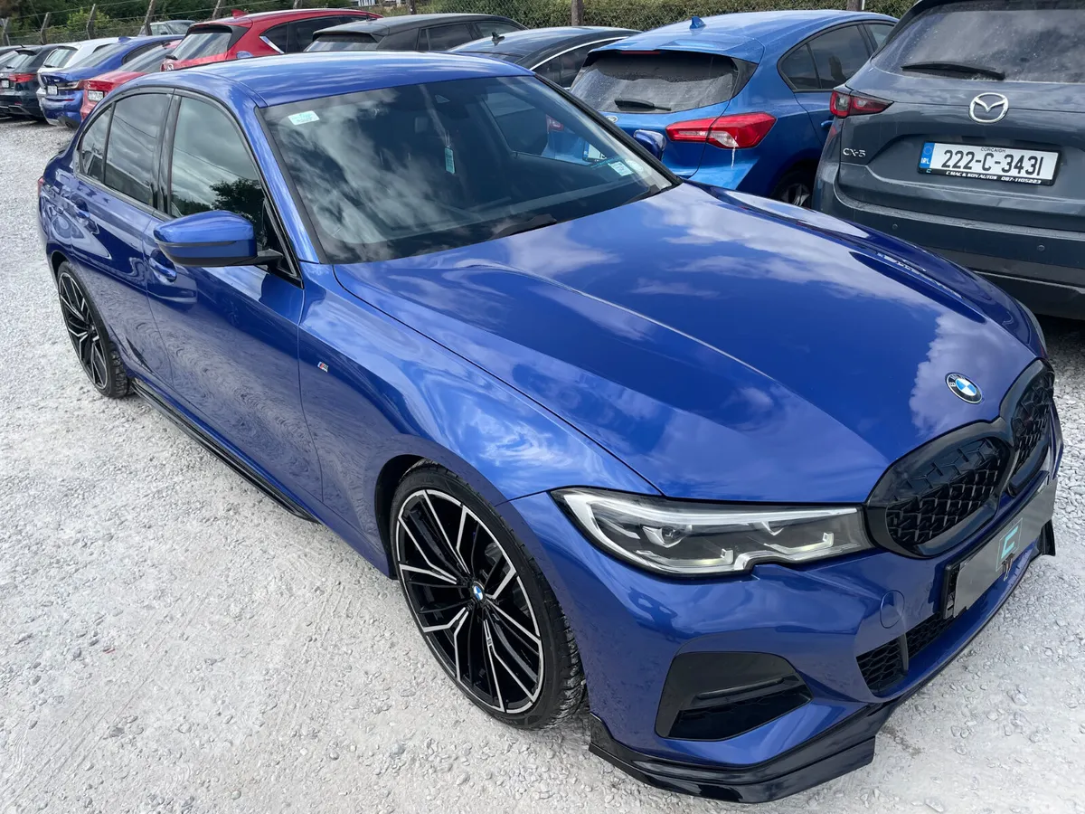 BMW 3-Series Saloon, Diesel, 2019, Blue
