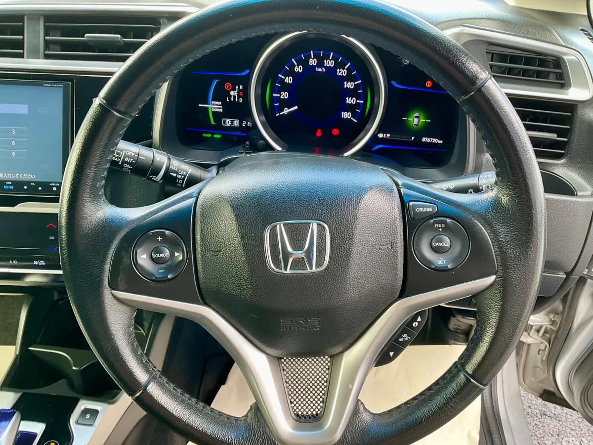 Honda Fit Hatchback, Petrol Hybrid, 2015, Silver