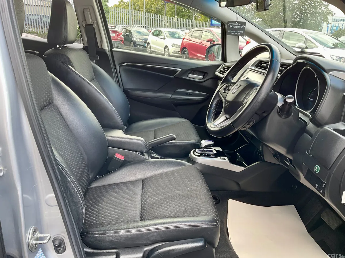 Honda Fit Hatchback, Petrol Hybrid, 2015, Silver
