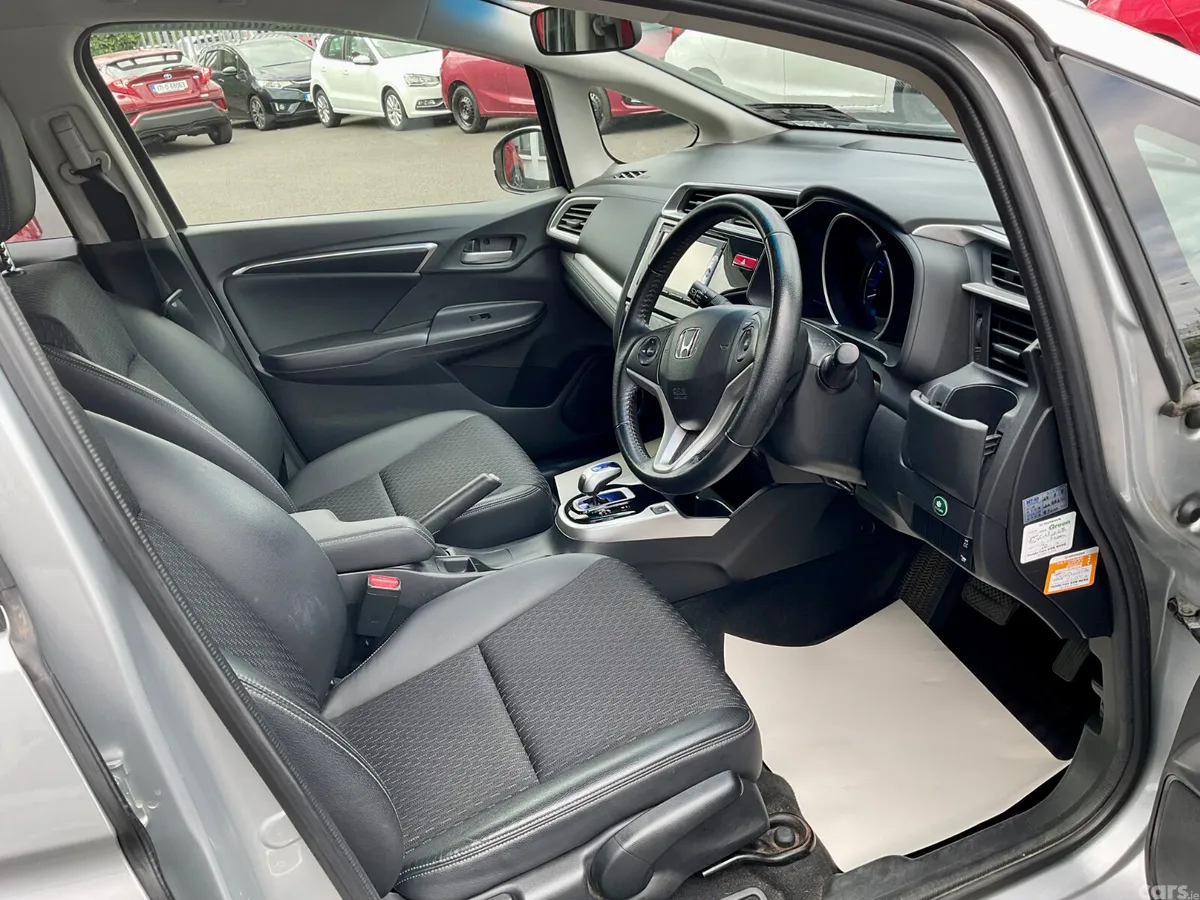 Honda Fit Hatchback, Petrol Hybrid, 2015, Silver