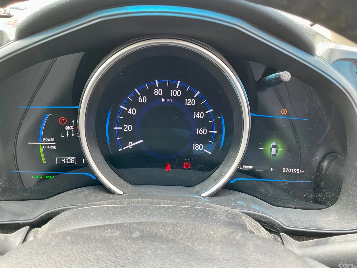 Honda Fit Hatchback, Petrol Hybrid, 2015, White