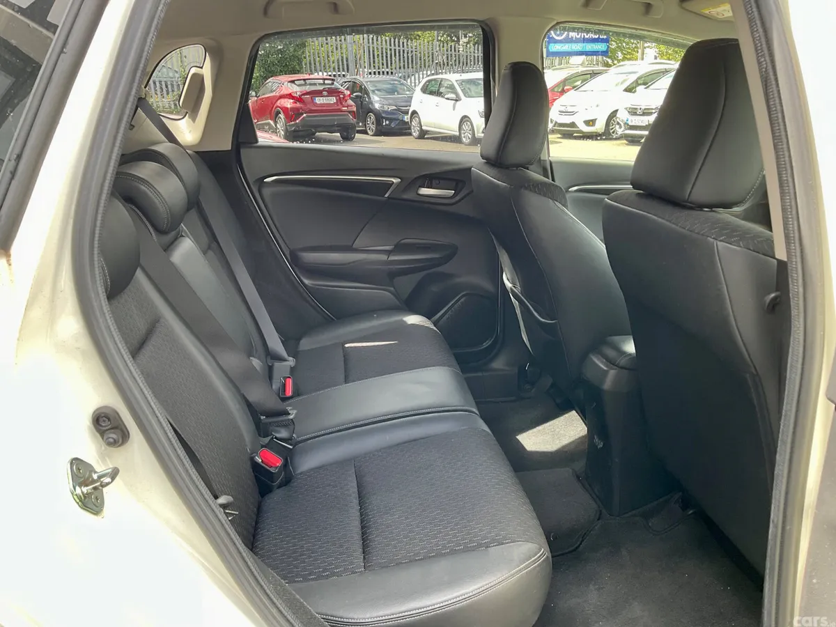 Honda Fit Hatchback, Petrol Hybrid, 2015, White