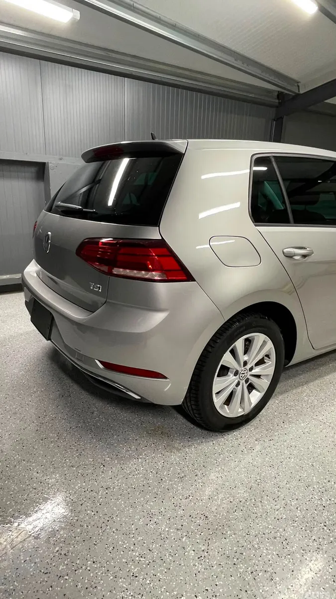 Volkswagen Golf Hatchback, Petrol, 2017, Silver