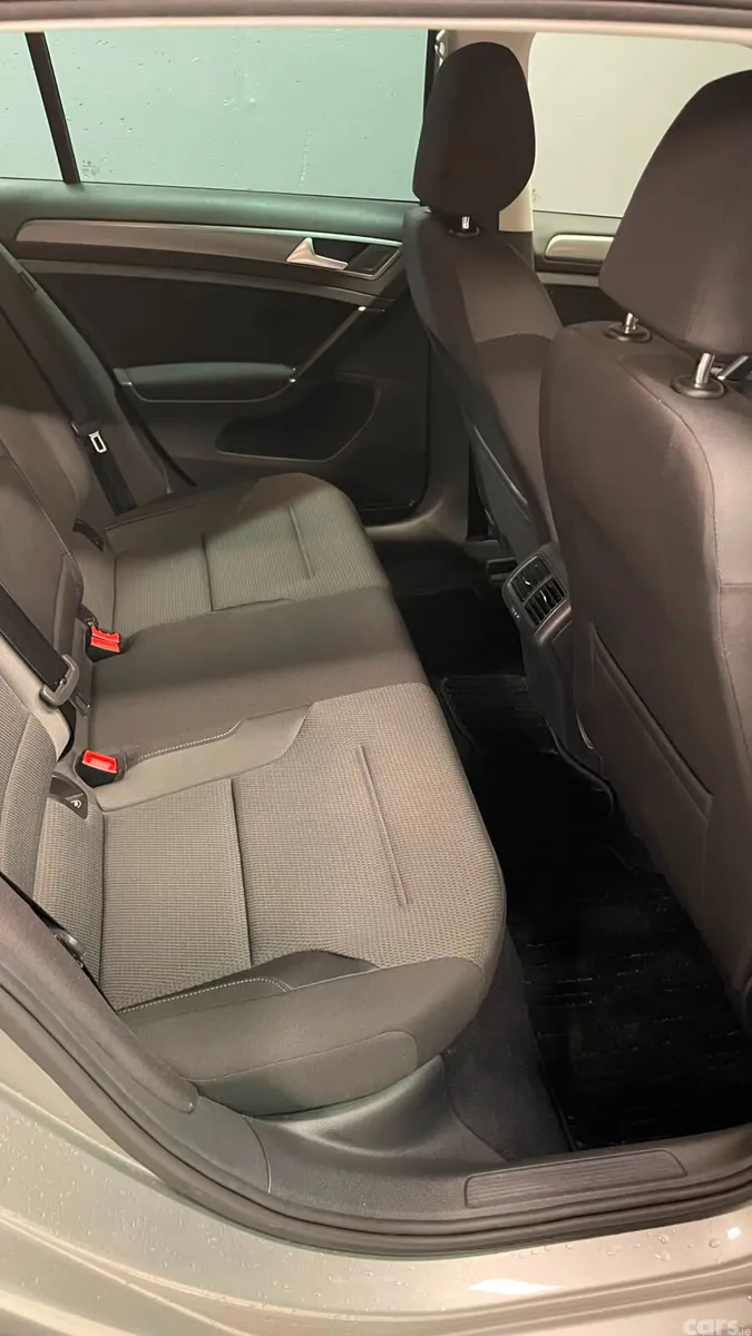 Volkswagen Golf Hatchback, Petrol, 2017, Silver