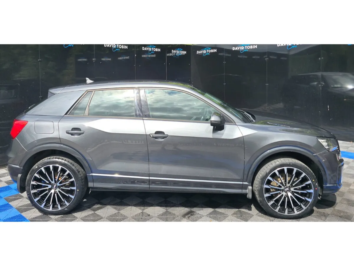 Audi Q2 SUV, Diesel, 2017, Grey