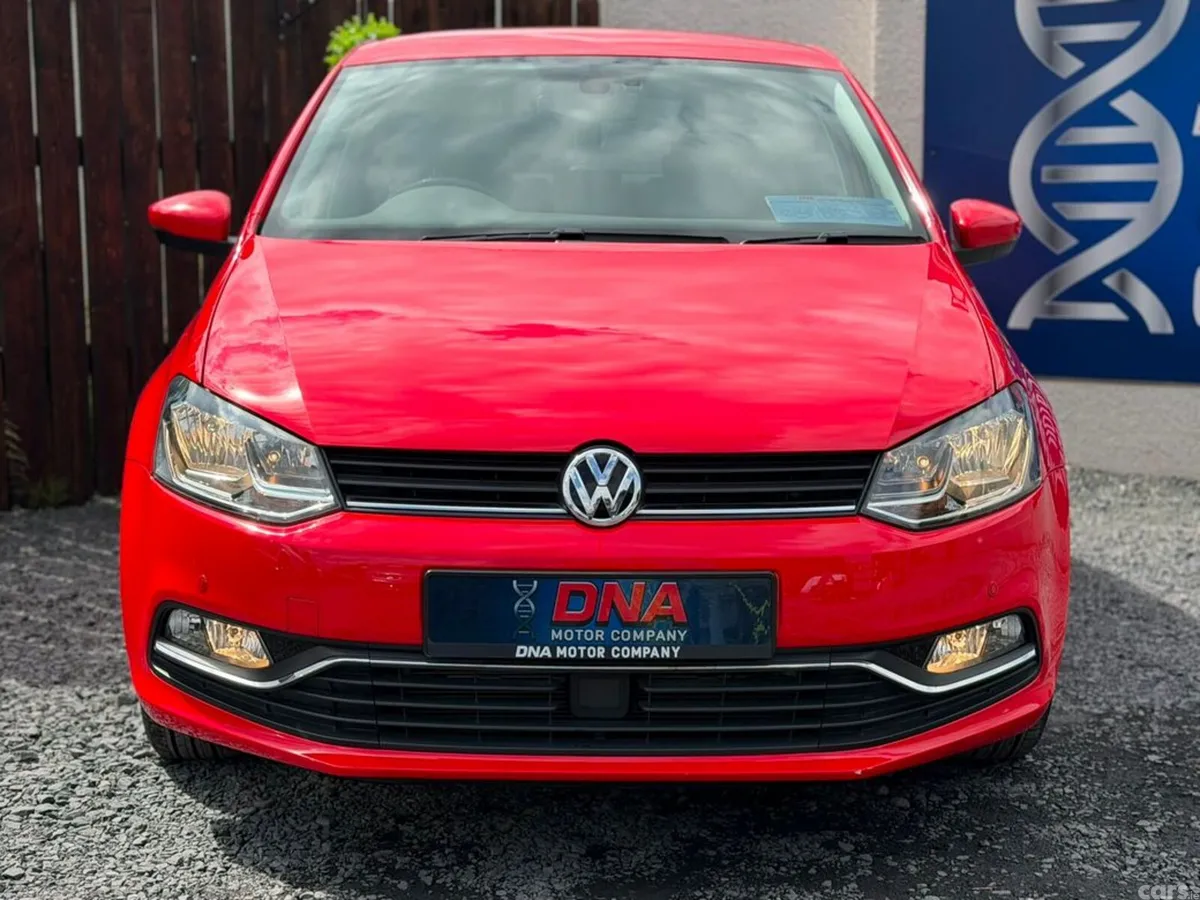 Volkswagen Polo Hatchback, Petrol, 2016, Red
