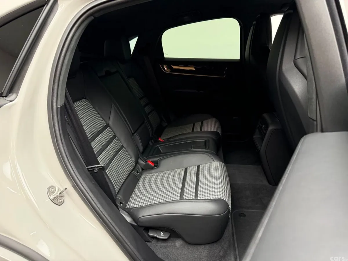 Porsche Cayenne Coupe, Petrol Plug-in Hybrid, 2026, Grey