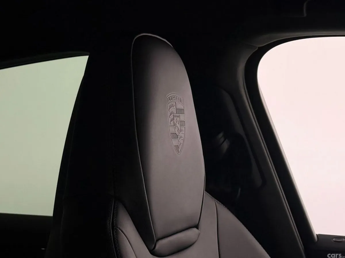 Porsche Cayenne Coupe, Petrol Plug-in Hybrid, 2026, Grey