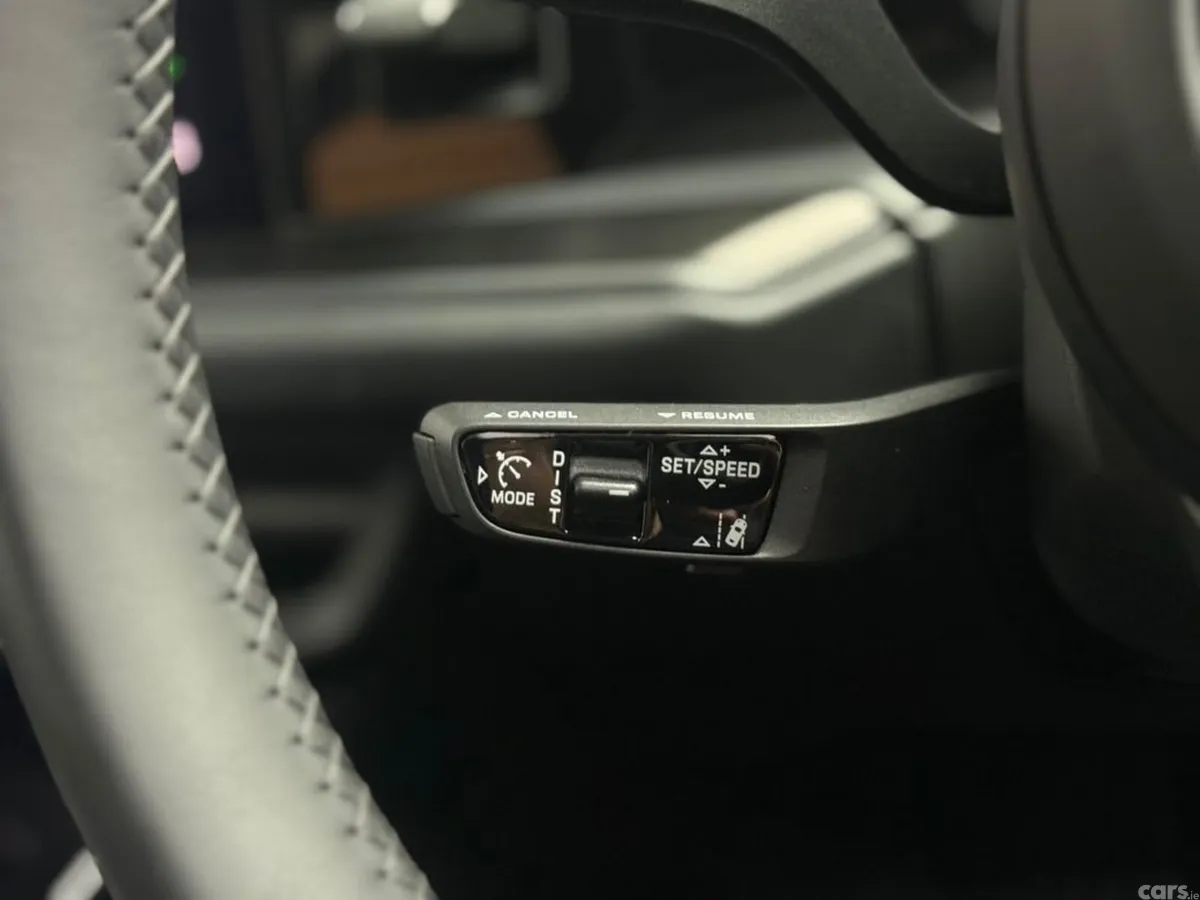 Porsche Cayenne SUV, Petrol Plug-in Hybrid, 2026, Grey