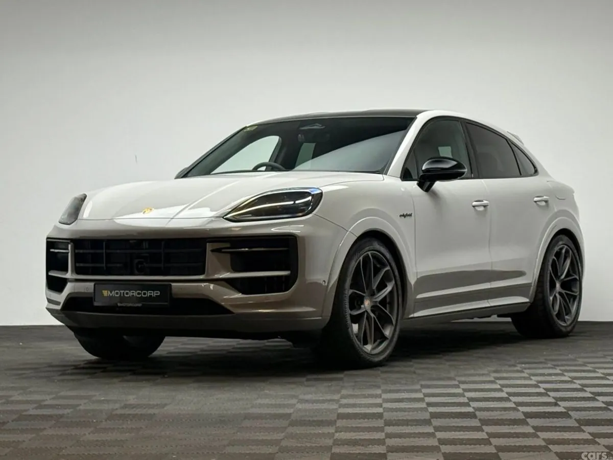 Porsche Cayenne Coupe, Petrol Plug-in Hybrid, 2026, Grey