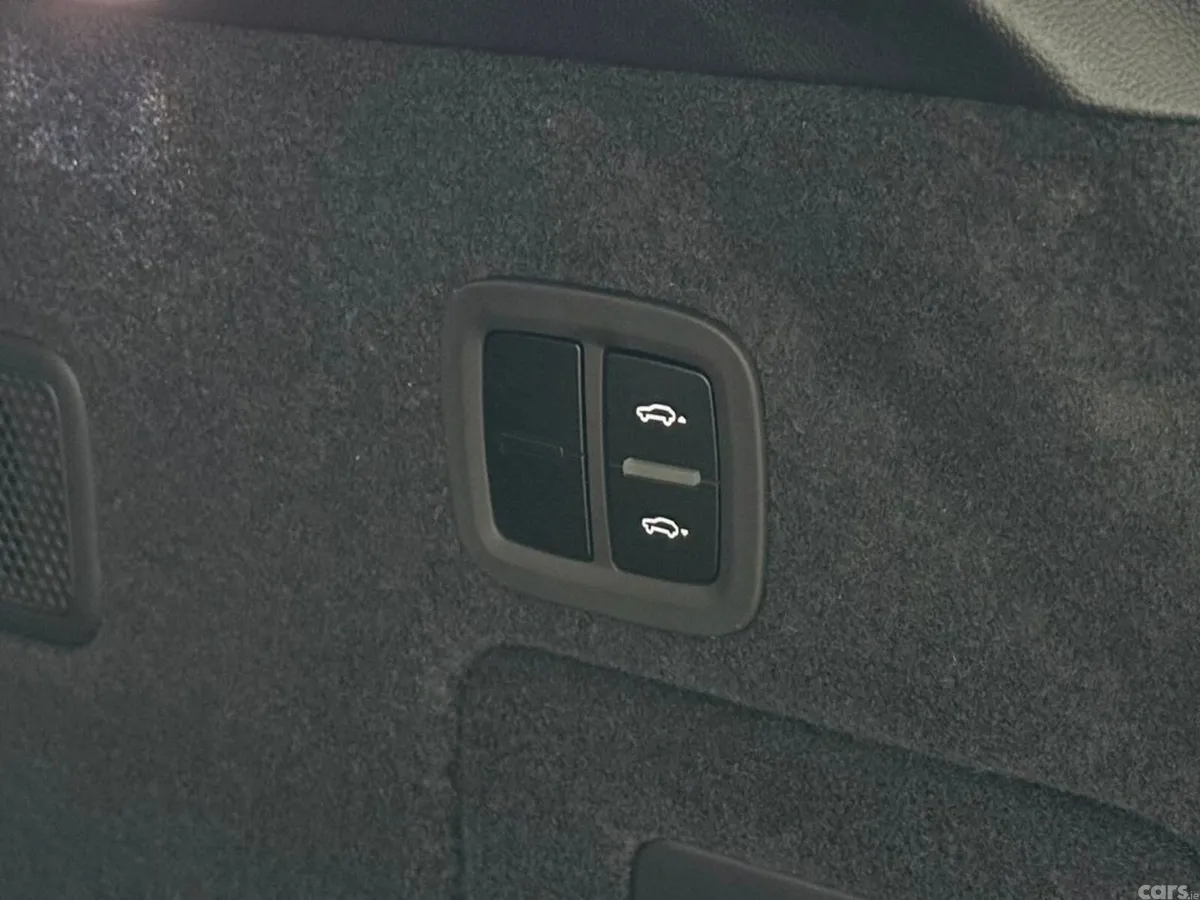 Porsche Cayenne Coupe, Petrol Plug-in Hybrid, 2026, Grey