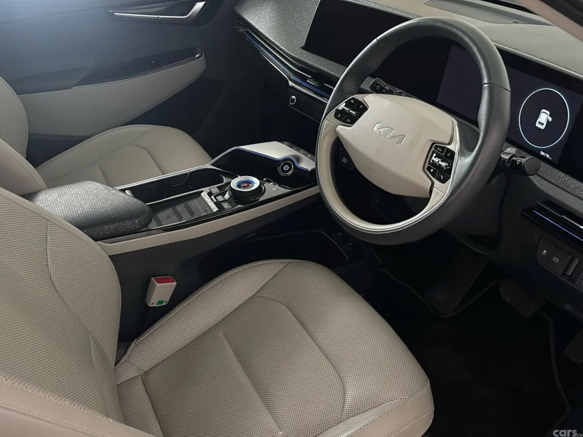 Kia EV6 MPV, Electric, 2024, Black
