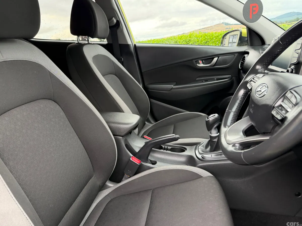 Hyundai KONA MPV, Petrol, 2020, Green