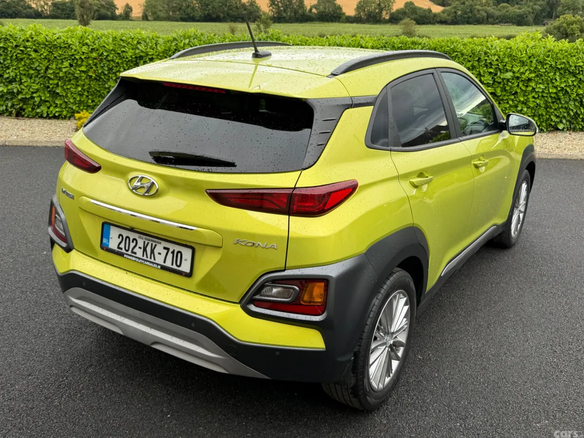 Hyundai KONA MPV, Petrol, 2020, Green