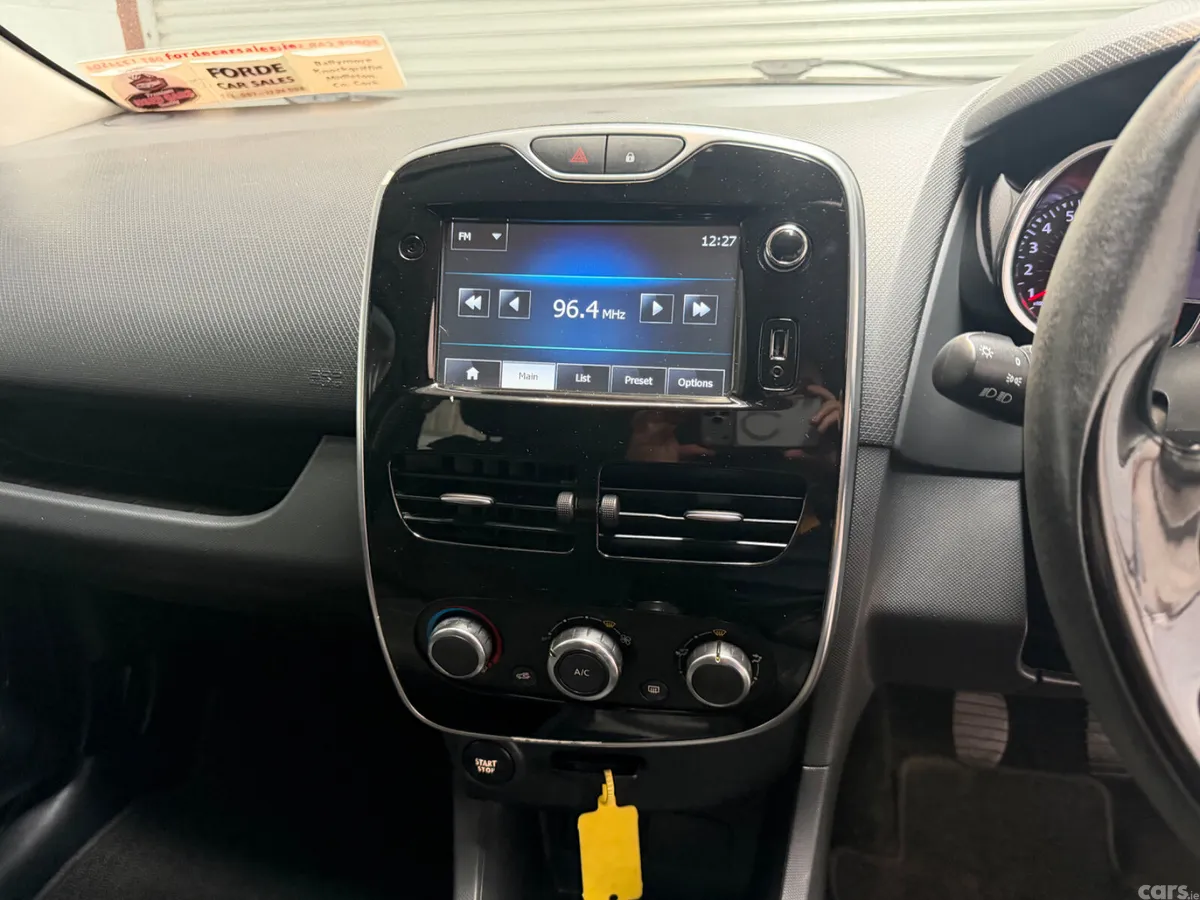 Renault Clio Hatchback, Petrol, 2016, Grey