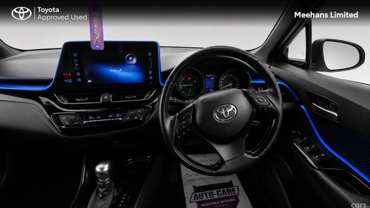 Toyota C-HR SUV, Petrol Hybrid, 2018, White