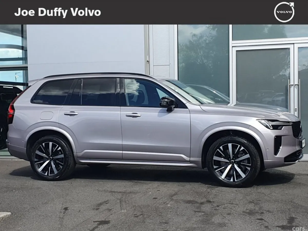 Volvo XC90 SUV, Petrol Plug-in Hybrid, 2026, Silver
