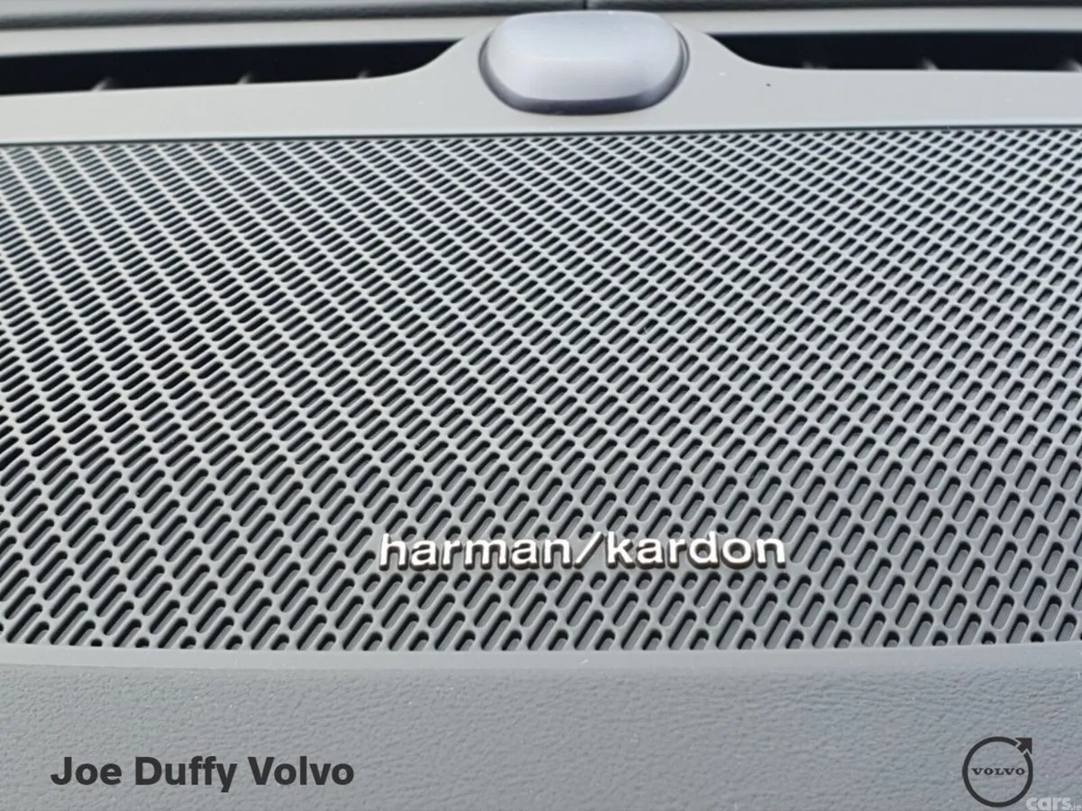Volvo XC90 SUV, Petrol Plug-in Hybrid, 2026, Blue