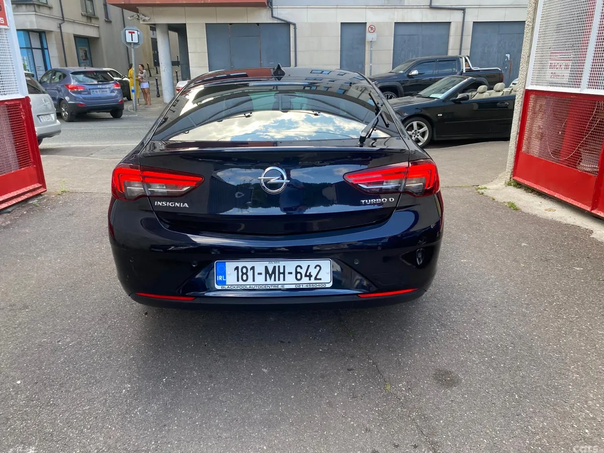 Opel Insignia Hatchback, Diesel, 2018, Blue