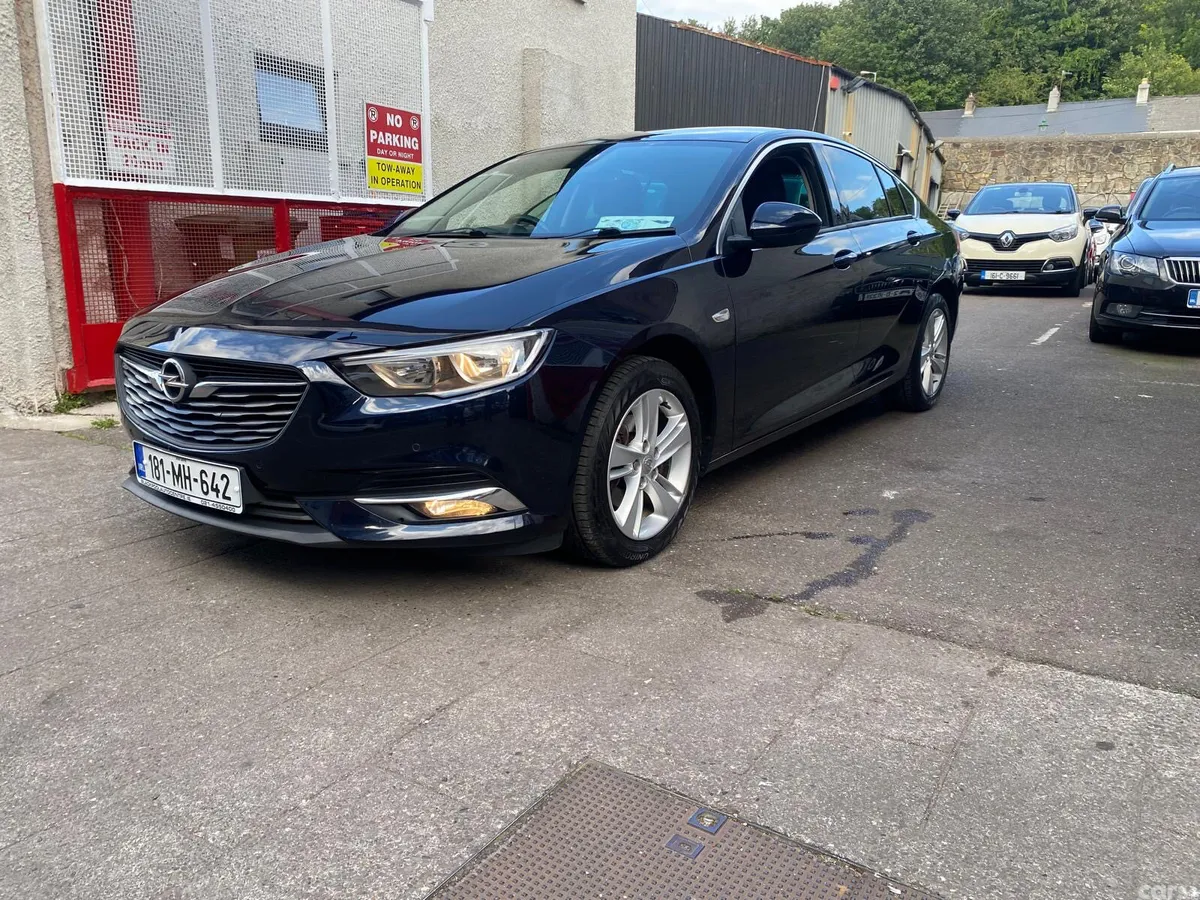 Opel Insignia Hatchback, Diesel, 2018, Blue