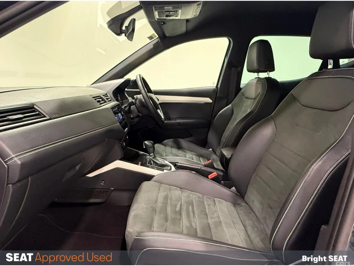 SEAT Arona Hatchback, Petrol, 2021, Grey