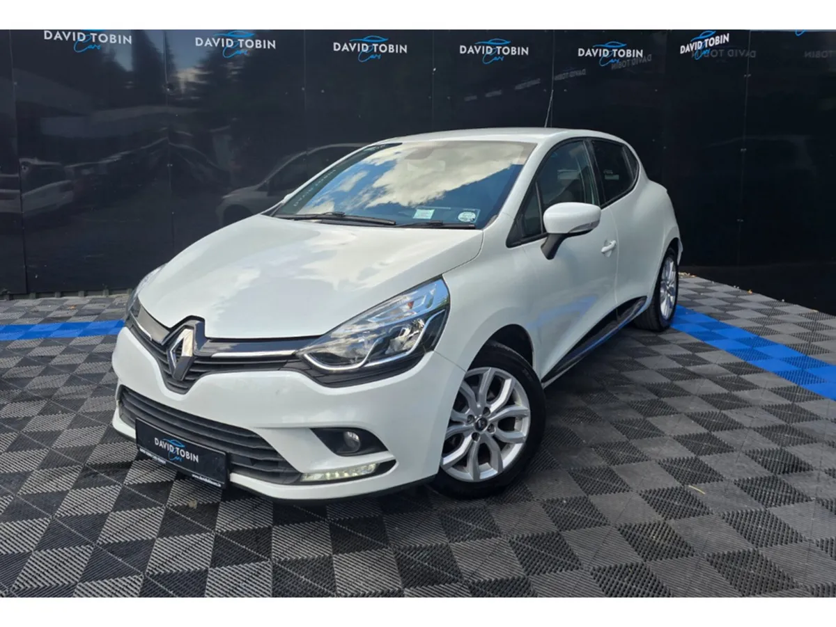 Renault Clio Hatchback, Petrol, 2019, White
