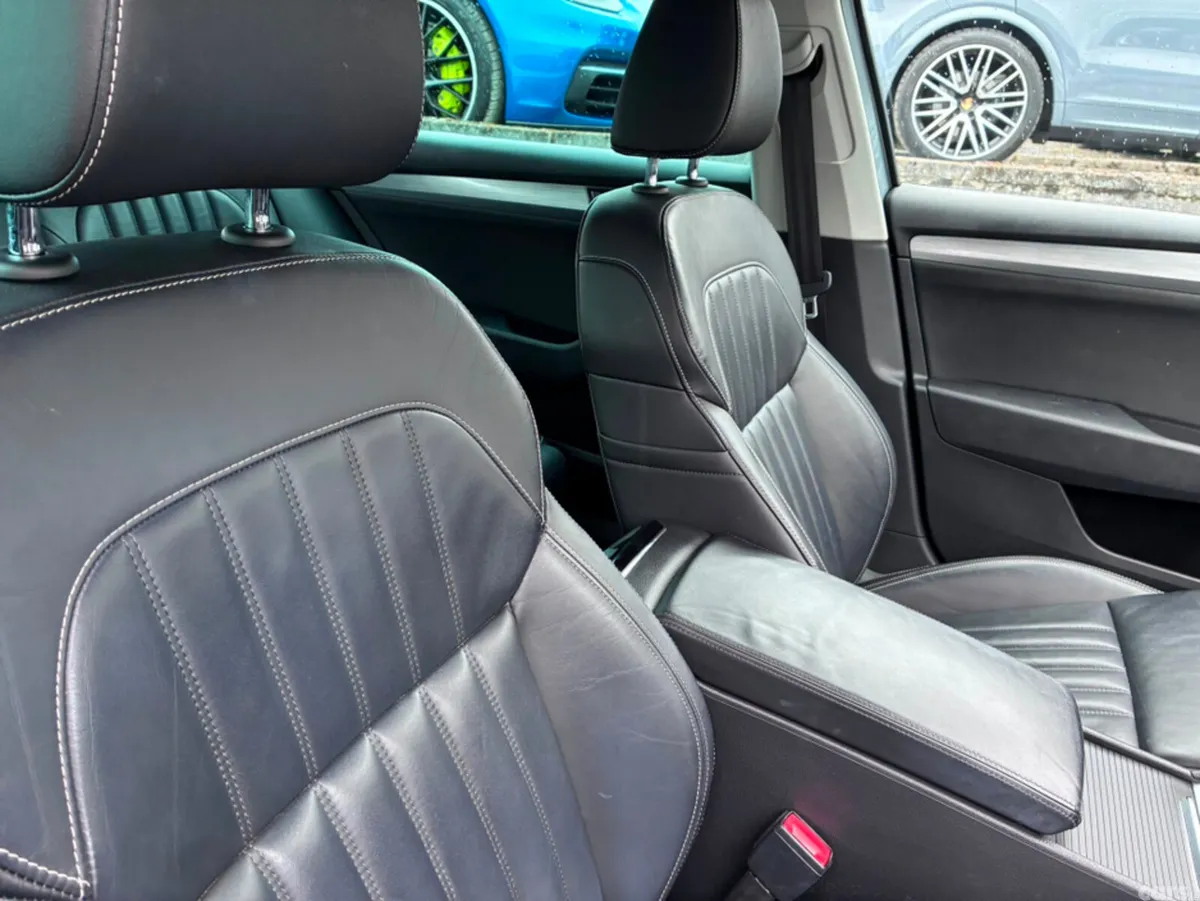 Skoda Superb Hatchback, Petrol Plug-in Hybrid, 2020, Grey