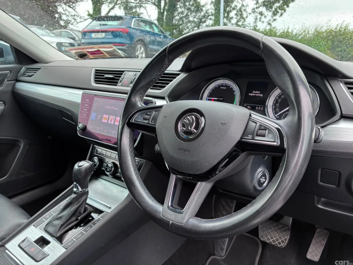 Skoda Superb Hatchback, Petrol Plug-in Hybrid, 2020, Grey
