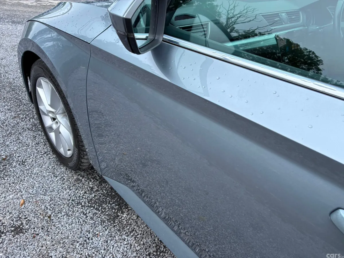 Skoda Superb Hatchback, Petrol Plug-in Hybrid, 2020, Grey