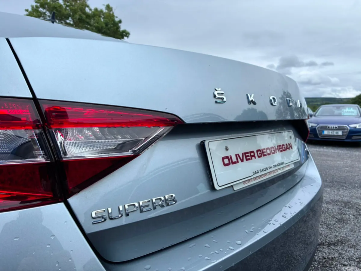 Skoda Superb Hatchback, Petrol Plug-in Hybrid, 2020, Grey