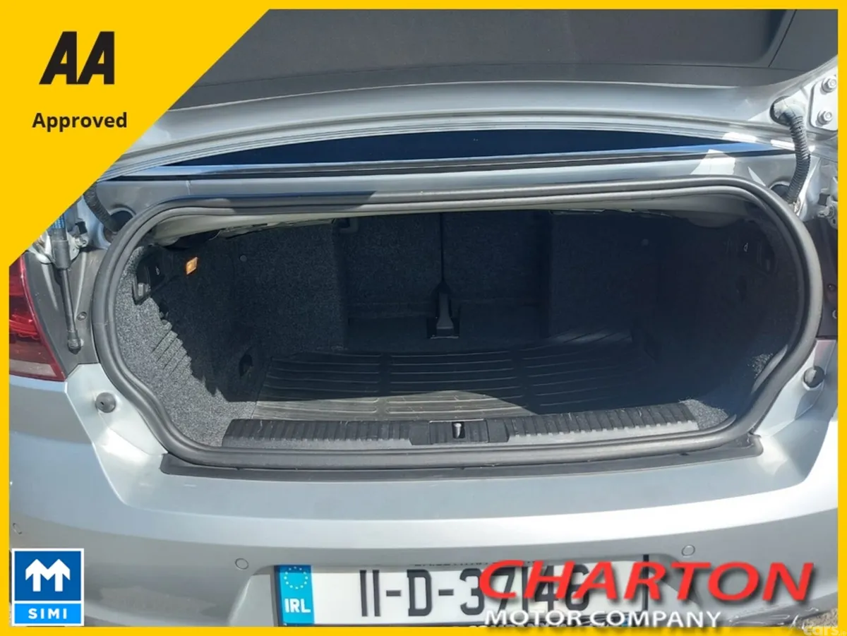 Volkswagen Golf Convertible, Petrol, 2011, Grey