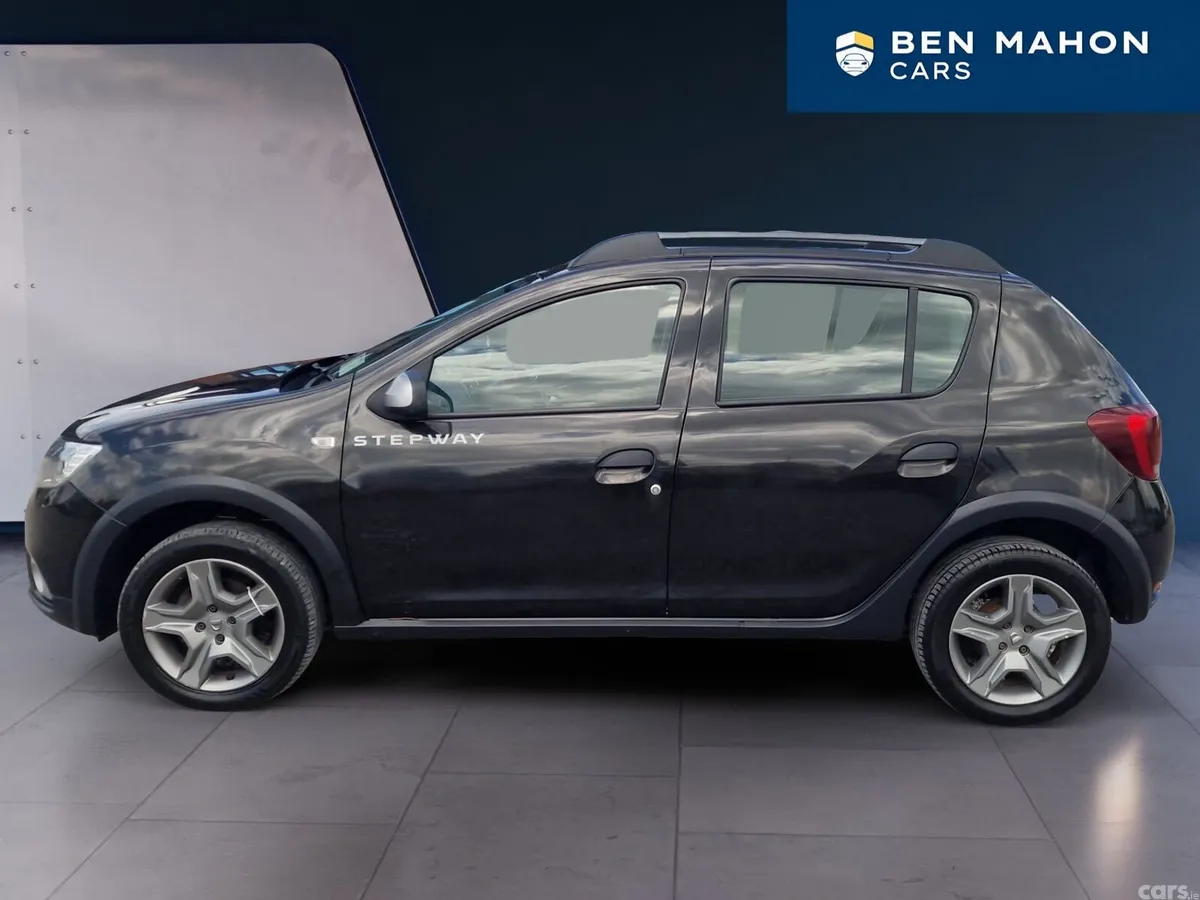 Dacia Sandero Stepway Hatchback, Diesel, 2020, Black