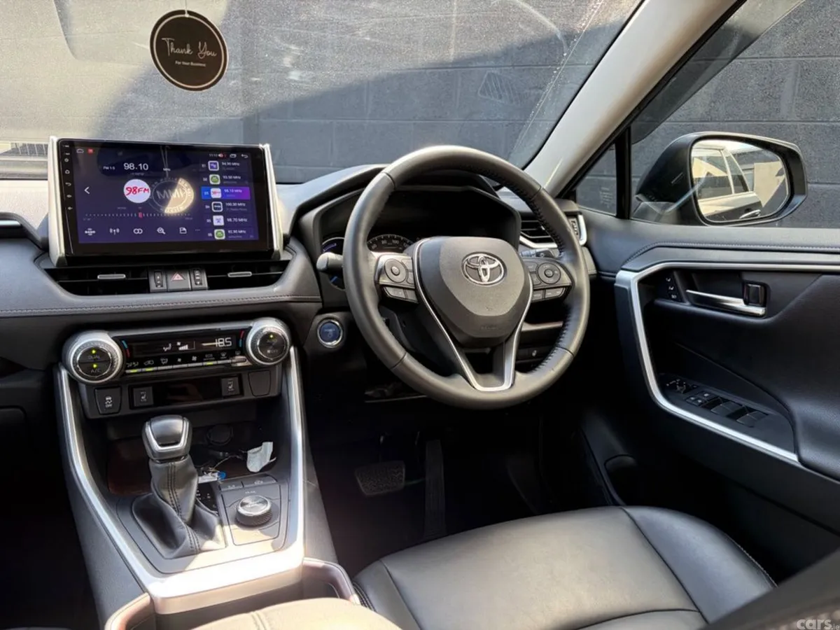 Toyota RAV4 SUV, Petrol Hybrid, 2019, Grey