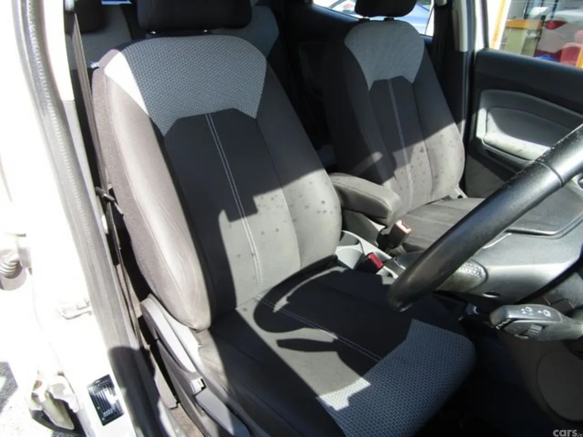 Ford EcoSport Hatchback, Diesel, 2015, White