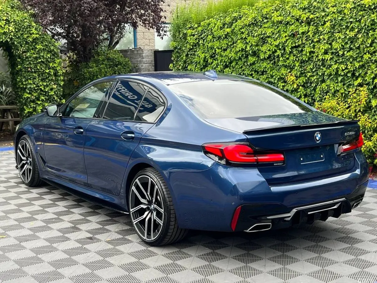 BMW 5-Series Saloon, Petrol Plug-in Hybrid, 2021, Blue