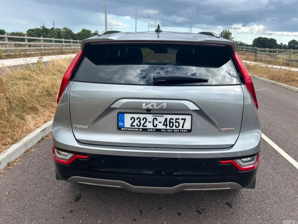 Kia e-Niro Hatchback, Electric, 2023, Grey
