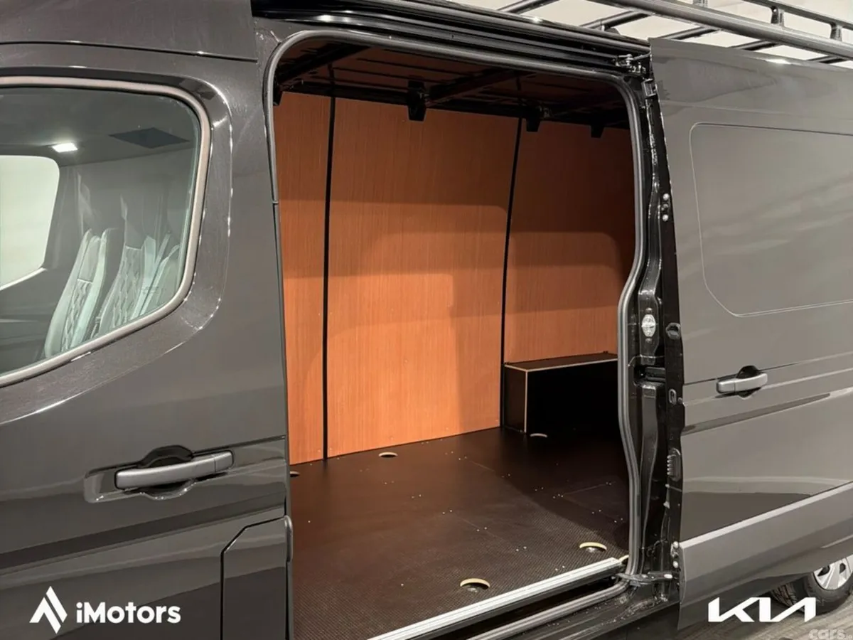 Nissan Interstar Van, Diesel, 2027, Black