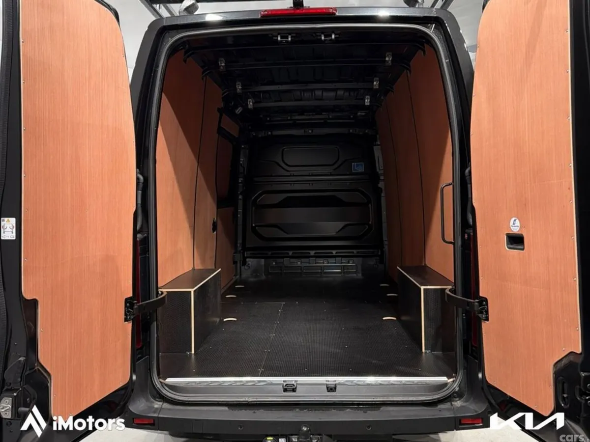 Nissan Interstar Van, Diesel, 2027, Black