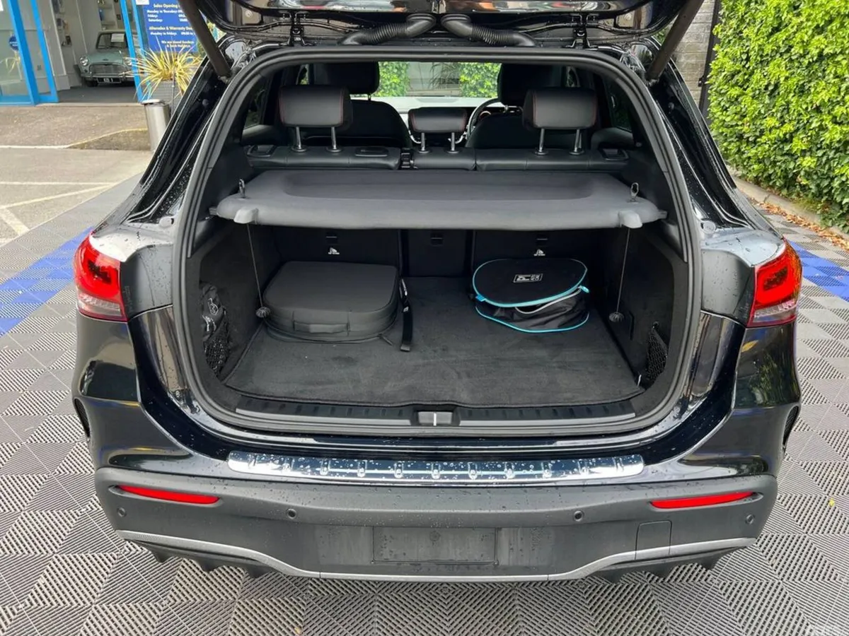 Mercedes-Benz EQA SUV, Electric, 2023, Black